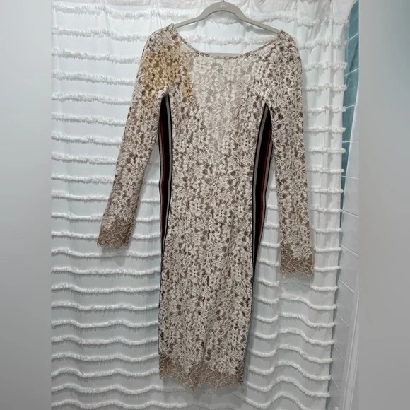 Pinko Lace Dress - Picture 2 of 5